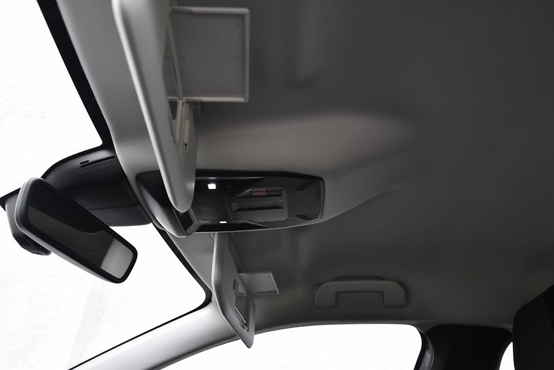 Peugeot 308 1.2 PureTech A/T,LED,TEMP,DPH - fotka 39 z 50