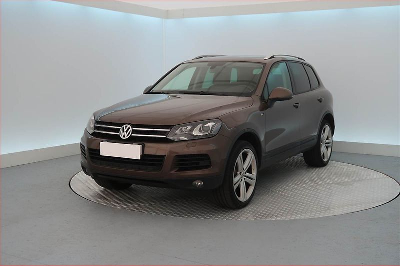 Volkswagen Touareg (2011) 3.0 TDI, 4X4, Automat - fotka 2 z 18