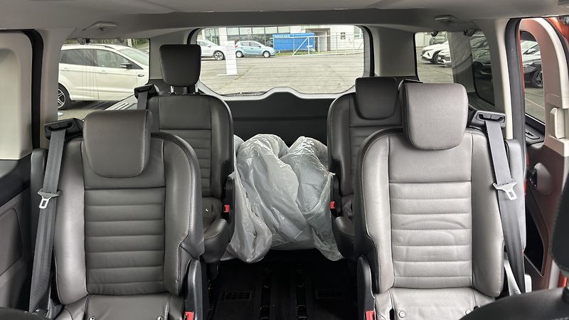 Ford Tourneo Custom (2019) 2.0L Ecoblue - fotka 20 z 29