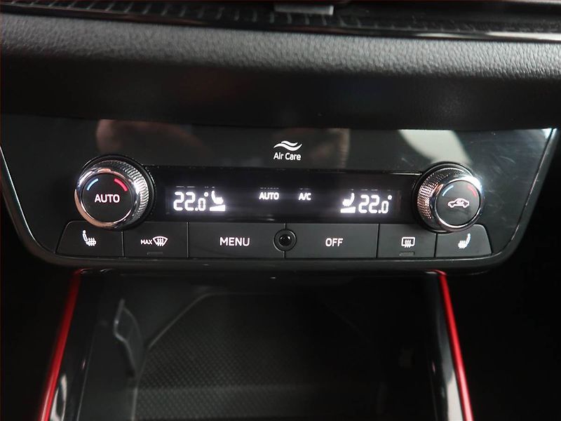 Škoda Fabia (2023) Monte Carlo 1.0 TSI - fotka 15 z 20