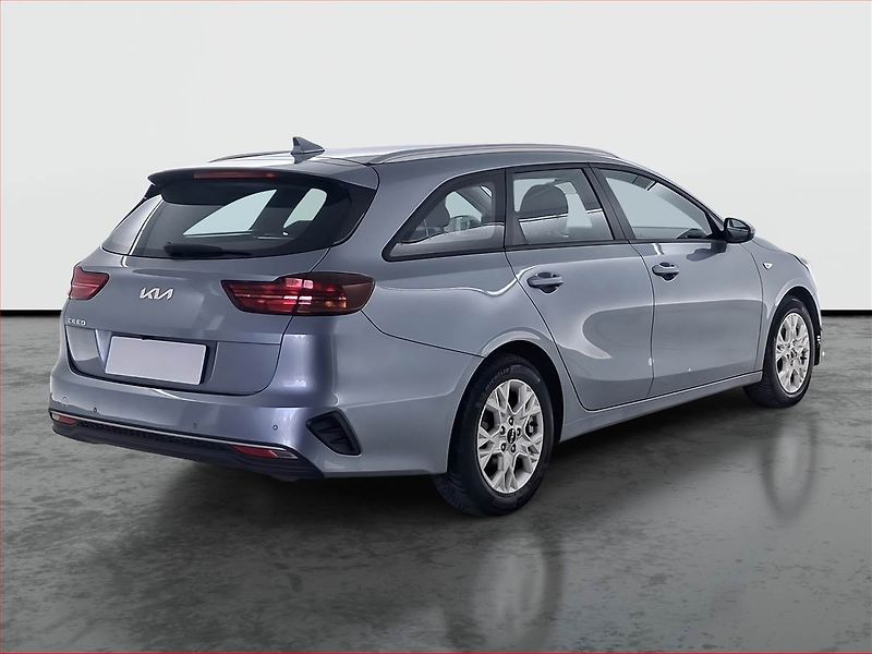 Kia Ceed (2022) 1.5 T-GDI, ČR,1.maj - fotka 5 z 20