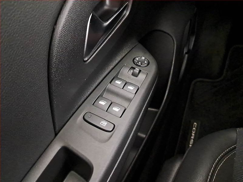 Opel Corsa (2023) 1.5 CDTI, ČR,1.maj, Serv.kniha - fotka 16 z 17