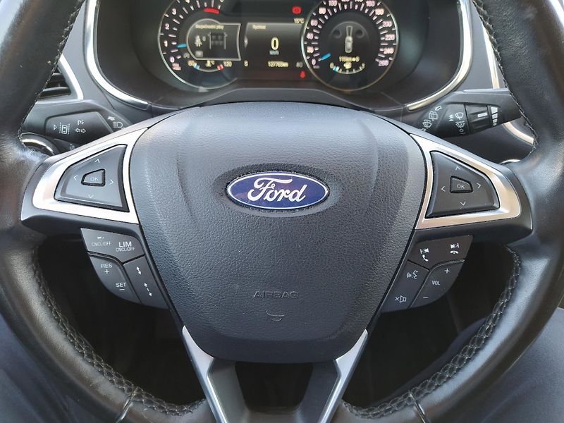 Ford S-MAX (2022) 2.0 EcoBlue 110kW/150k Titaniu - fotka 18 z 20