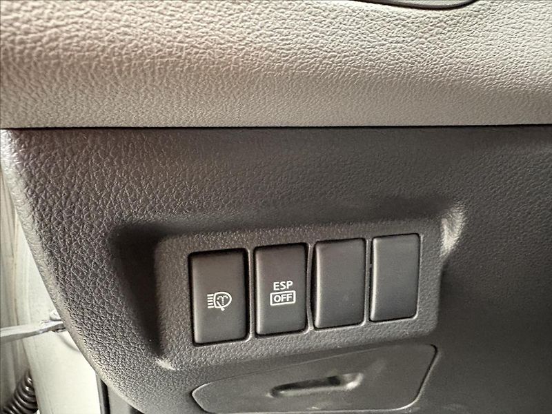 Nissan X-Trail 2,0 dCi 127kW 4x4 Výbava,Or.Km - fotka 12 z 35