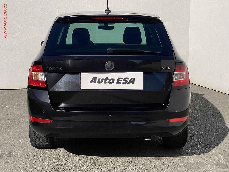 Škoda Fabia (2019) 1.0 MPi, Soleil, park.čidla - fotka 5 z 18