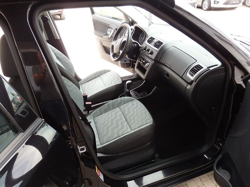 Škoda Fabia 1.4 16V KLIMA, ZÁVĚS - fotka 11 z 15