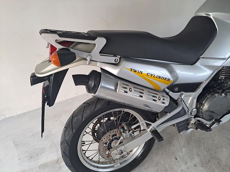 Kawasaki KLE 500 - fotka 15 z 16