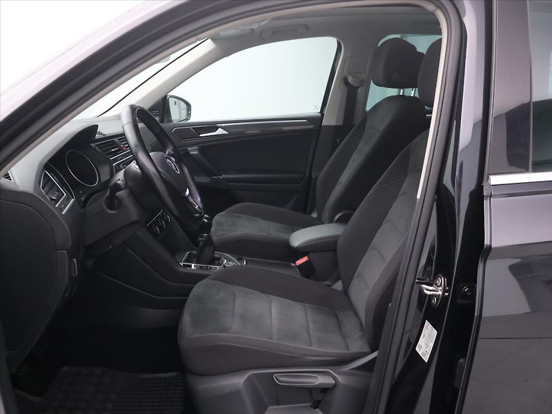 Volkswagen Tiguan 2.0 TDI 110kW 4MOT Highline DP - fotka 11 z 31