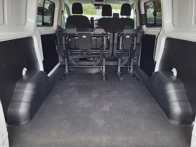 Ford Transit Custom 2.0 EcoBlue mHEV 96kW 6-míst - fotka 40 z 45