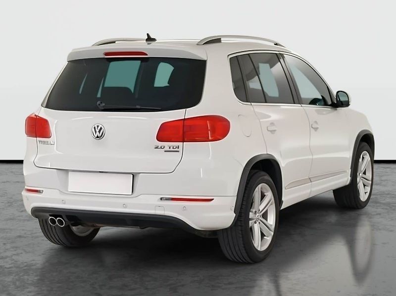 Volkswagen Tiguan (2014) R-Line 2.0 TDI, 4X4, Automat - fotka 5 z 24