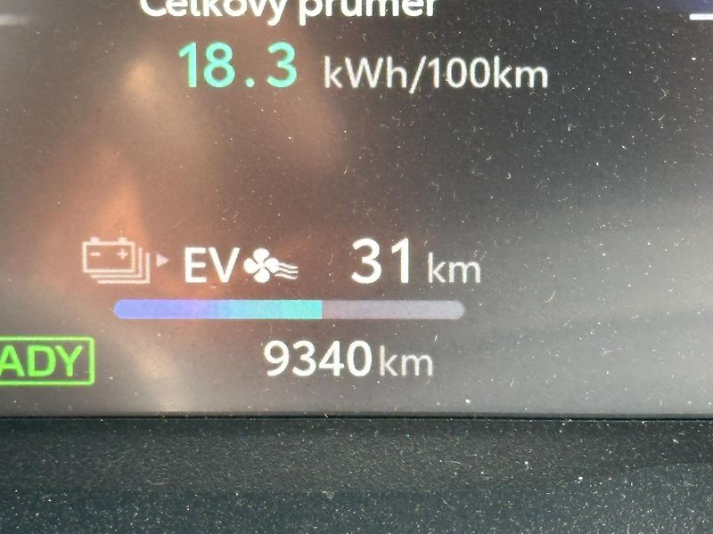Toyota RAV4 (2025) 2.5 PHEV - SELECTION - fotka 8 z 25