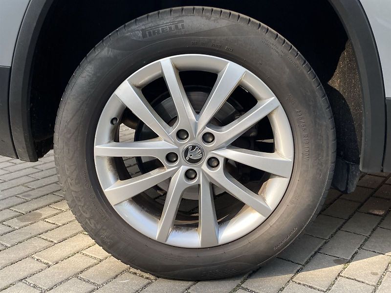 Škoda Kodiaq (2022) 2.0 TSI 4x4 DSG Style + - fotka 35 z 39
