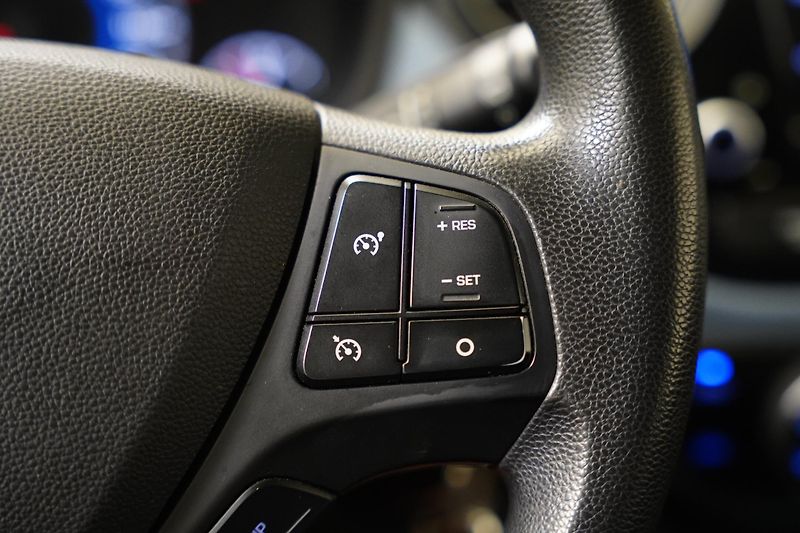 Hyundai i10 - fotka 16 z 22