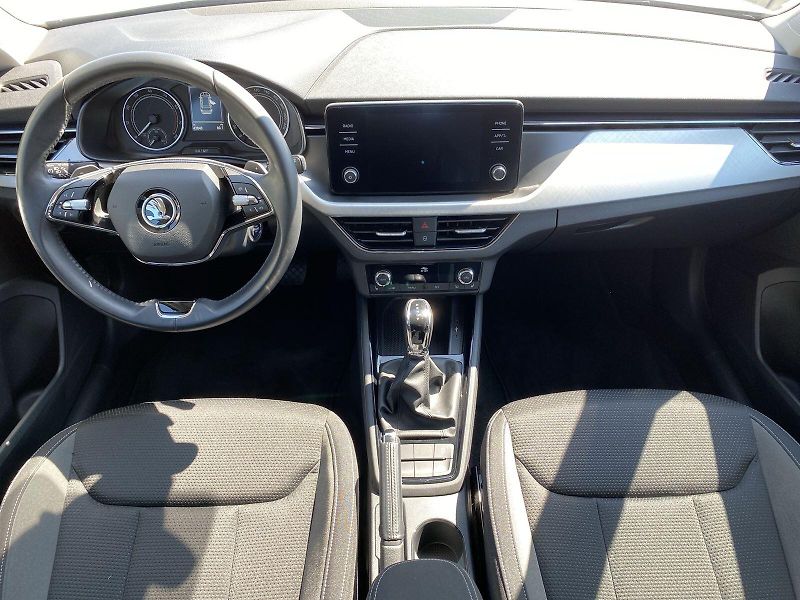 Škoda Kamiq (2022) 1.0 TSI DSG Ambition - fotka 5 z 31