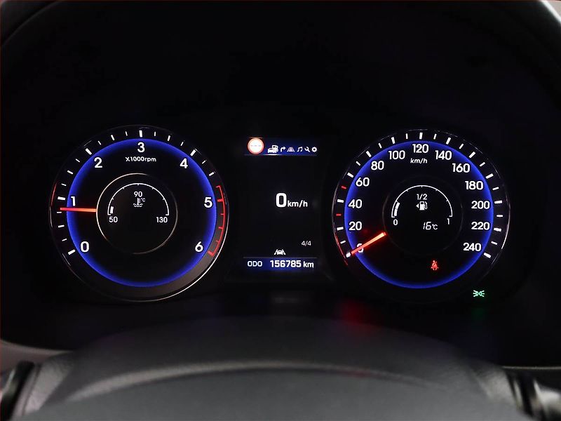 Hyundai i40 (2016) 1.7 CRDi, Kůže, Navi, Tempomat - fotka 9 z 19