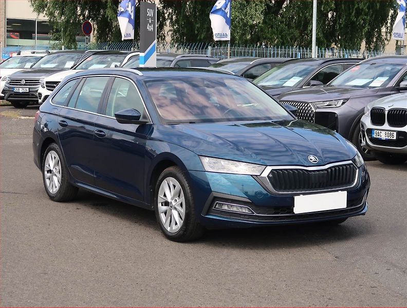 Škoda Octavia (2023) 2.0 TDI - fotka 1 z 15