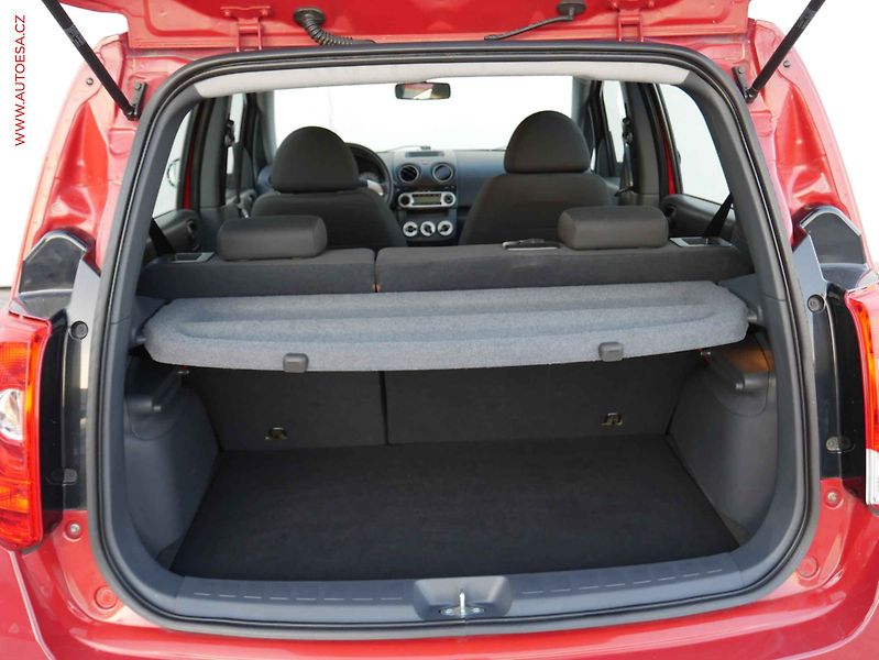 Mitsubishi Colt (2011) 1.3i, ČR, servis.kniha, AC - fotka 7 z 14
