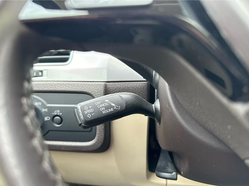 Volkswagen Touareg 3.0TDi V6 193kW R-line 4MOTTIO - fotka 15 z 25