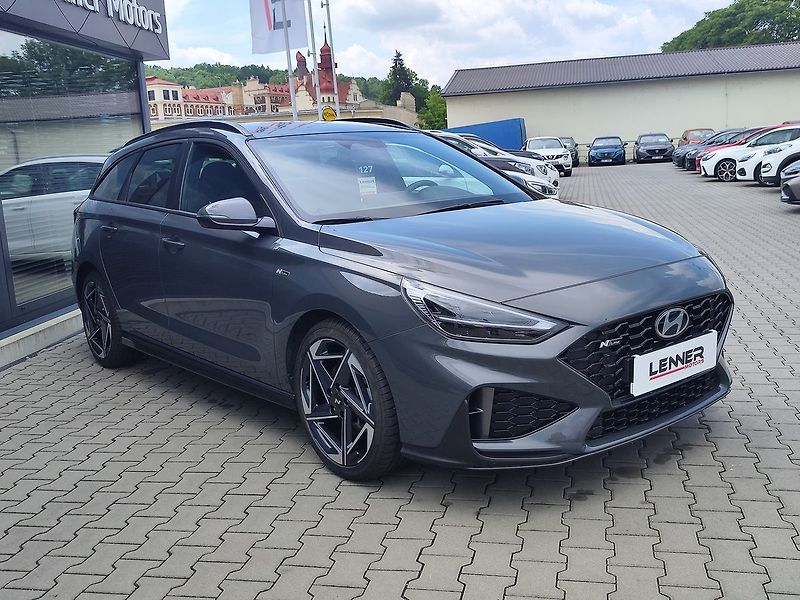 Hyundai i30 1.5 T-GDi/103kW N-Line DCT - fotka 3 z 31