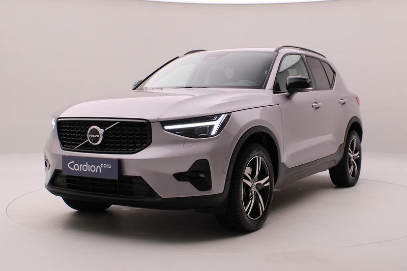 Volvo XC40 (2025) B3 AUT DARK PLUS - fotografie inzerátu