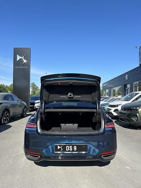 DS Automobiles DS9 (2022) OPERA E-TENSE 225K - fotka 30 z 31