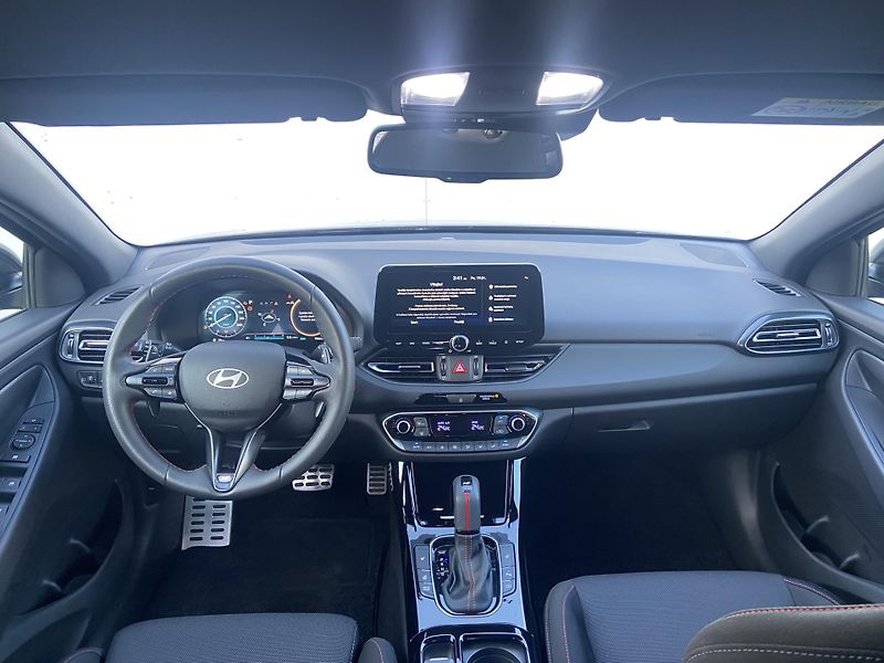 Hyundai i30 1.5 T-GDI MHEV DCT N-Line - fotka 5 z 19