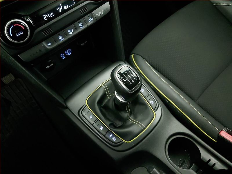 Hyundai Kona (2018) 1.0 T-GDI, Serv.kniha, Kůže - fotka 13 z 19