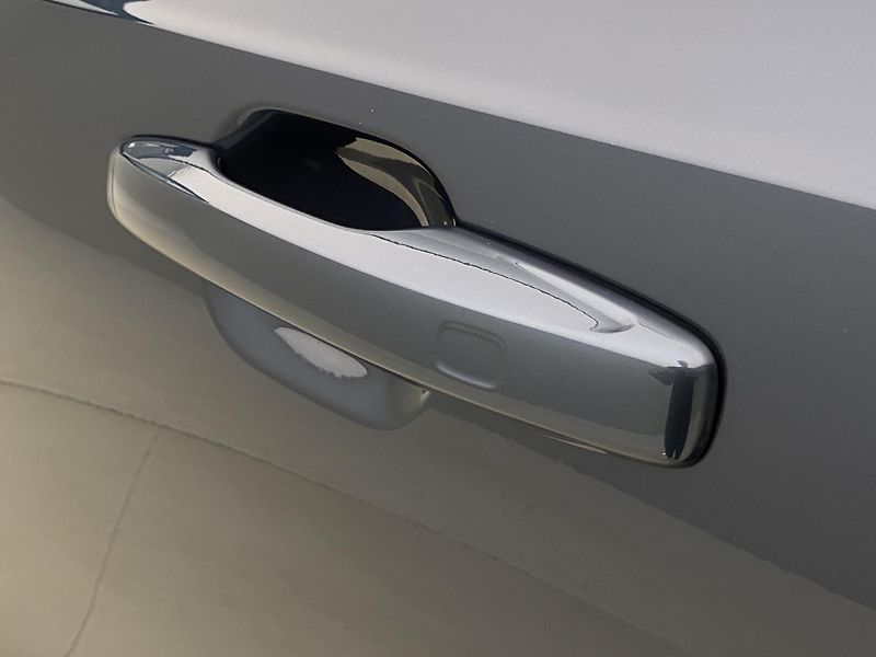Volvo XC90 B5 AWD BRIGHT ULTRA AUT CZ 7m - fotka 38 z 66