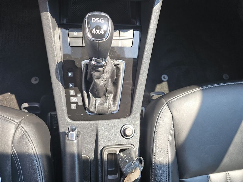 Škoda Octavia III 2,0TDi 110KW STYLE + - fotka 28 z 46
