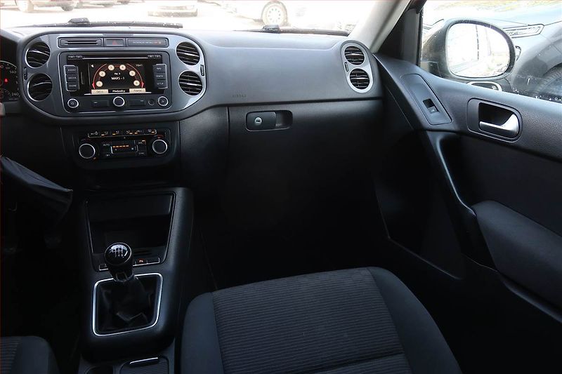 Volkswagen Tiguan (2013) 2.0 TDI, Navi, Tempomat - fotka 8 z 19