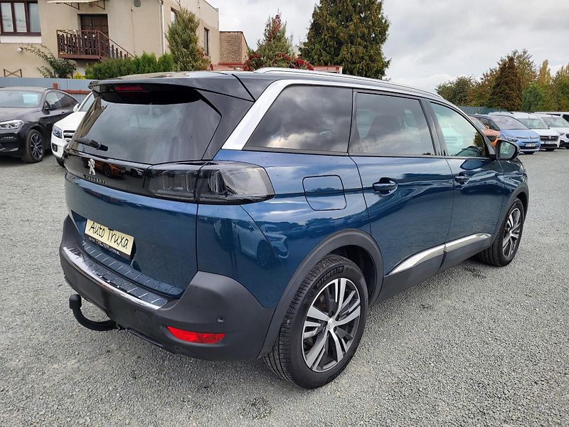 Peugeot 5008 1.5 BlueHDi 130 automat 7-míst - fotka 4 z 46