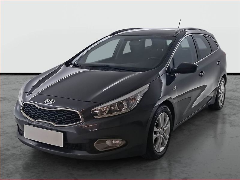 Kia Ceed (2013) 1.6 GDI, Navi, Tempomat - fotka 2 z 16