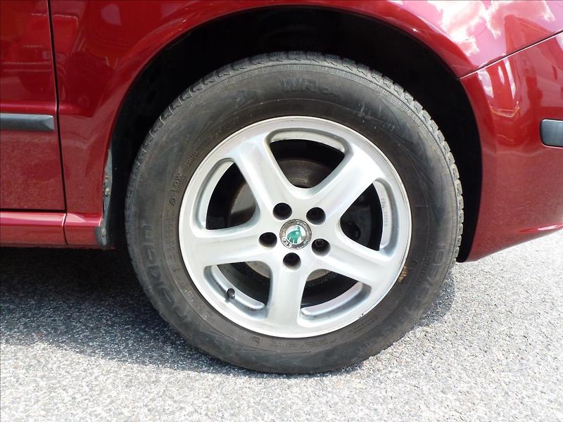 Škoda Fabia 1,4 16V Parkovací kamera - fotka 44 z 47