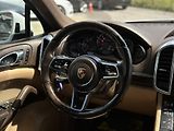Porsche Cayenne (2015) Porsche Cayenne 2015 - náhled 15