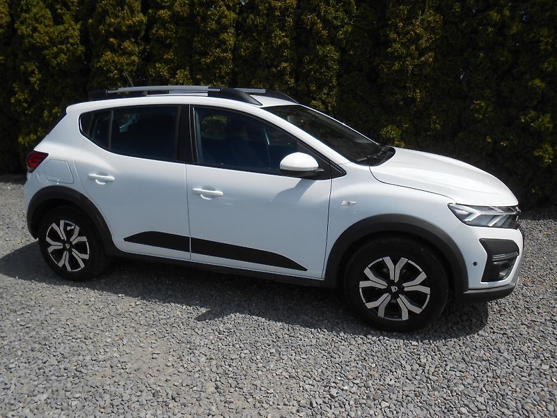 Dacia Sandero STEPWAY,NAVI,KAMERA,18tkm - fotka 4 z 45