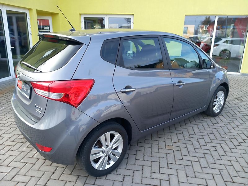 Hyundai ix20 (2014) 1,4CRDi SERVISKA VYHŘ.SEDADLA - fotka 7 z 43
