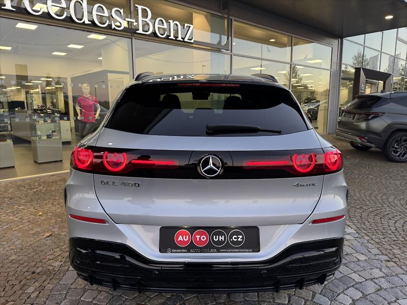 Mercedes-Benz GLC 400 4M electric*AMG - fotka 34 z 42