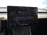 Tesla Model Y (2022) Long Range AWD 79kWh, SoH 91% - náhled 16