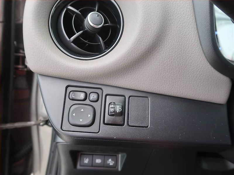Toyota Yaris (2020) 1.5 Dual VVT-i, ČR,1.maj - fotka 17 z 18