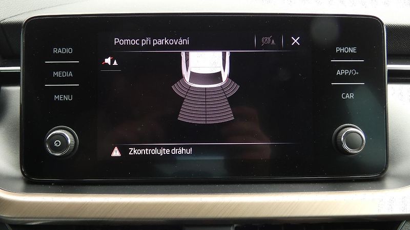 Škoda Scala 1.0 TSI Style - fotka 16 z 23