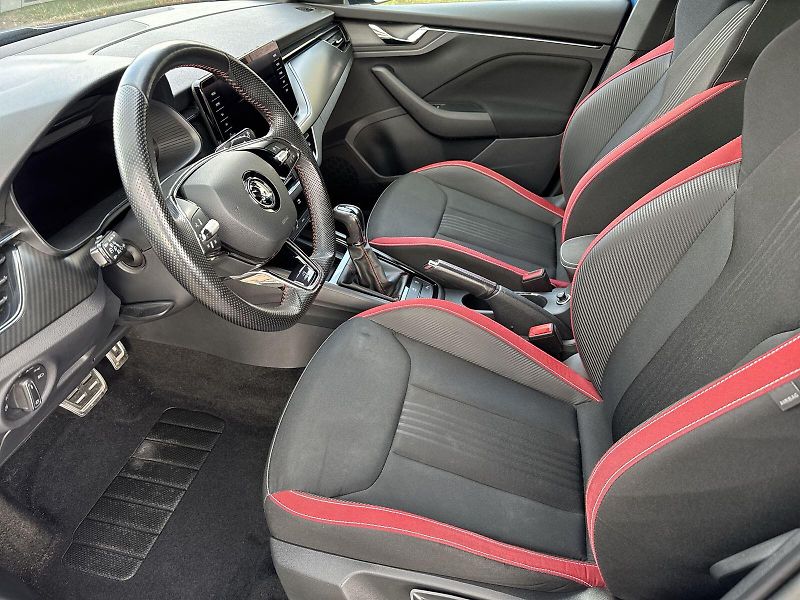 Škoda Kamiq (2021) 1.0 TSI DSG Monte Carlo - fotka 7 z 34