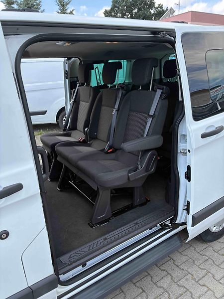 Ford Tourneo Custom (2015) Titanium L1-H1, KLIMA +TZ - fotka 12 z 15