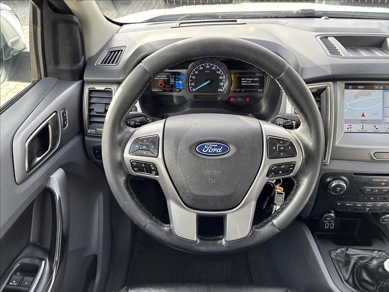 Ford Ranger 3,2 Limited 147kW DPH - fotka 17 z 37
