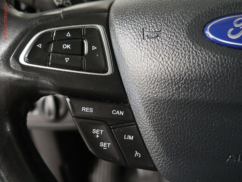 Ford C-MAX (2019) 1.0 EB, 1.maj,ČR, AC, park - fotka 14 z 19