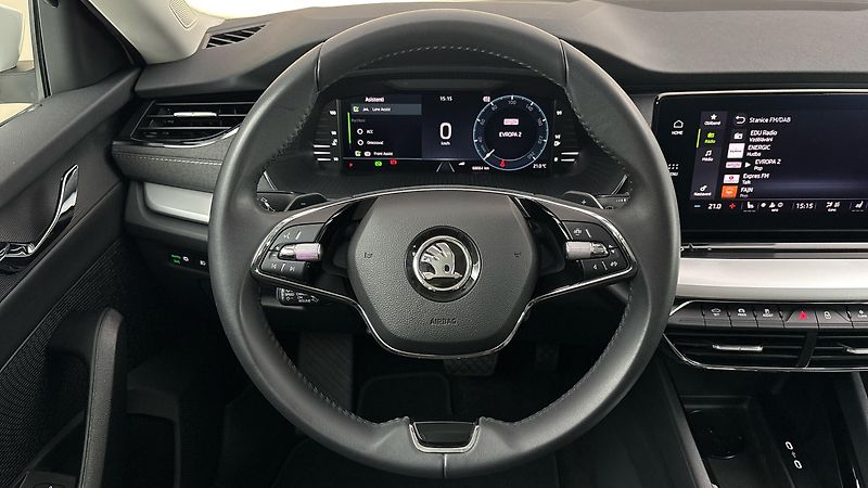 Škoda Octavia 1.5 TSI E-Tec DSG Style - fotka 9 z 25
