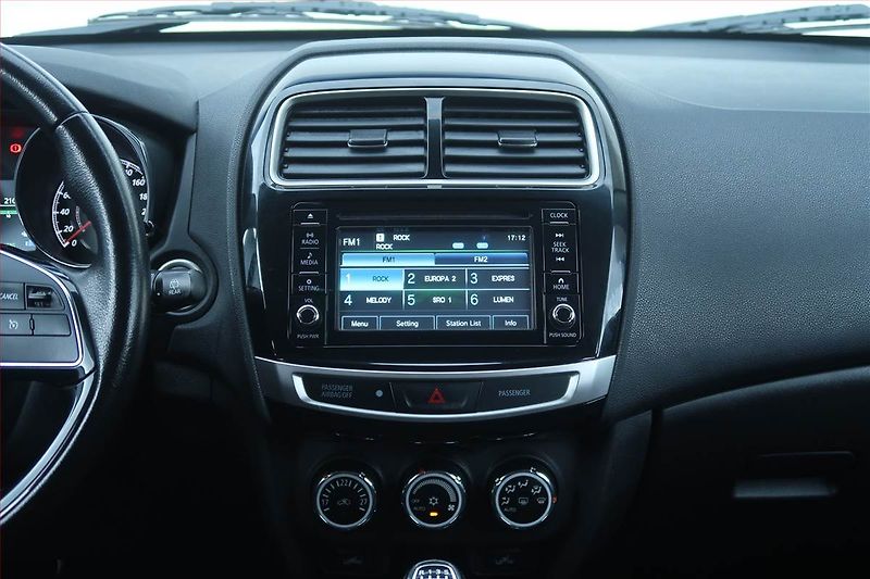 Mitsubishi ASX (2017) 1.6 DI-D, Tempomat - fotka 12 z 20