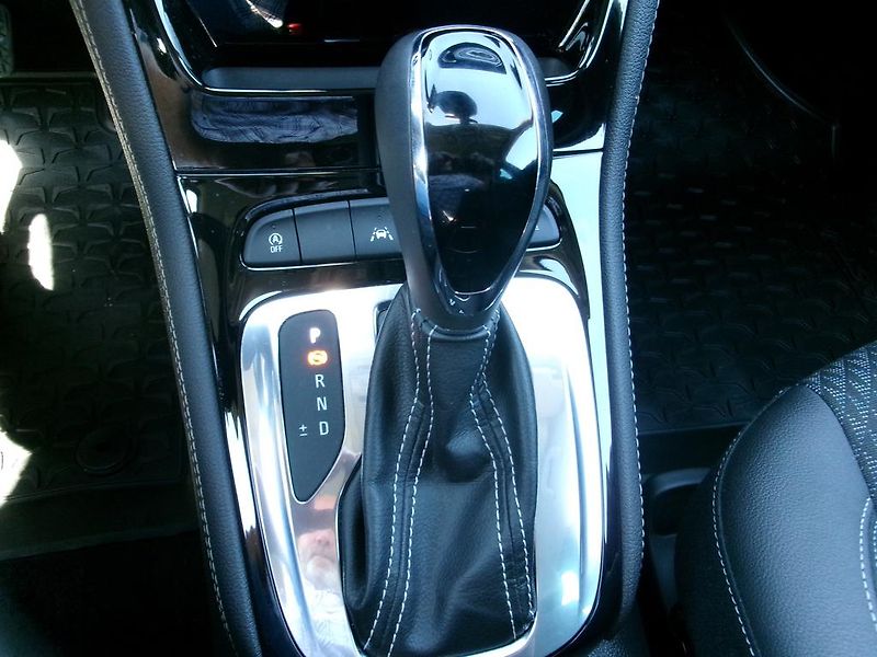 Opel Astra (2017) 1.4 T AUTOMAT  ÚPRAVA ZTP - fotka 12 z 18