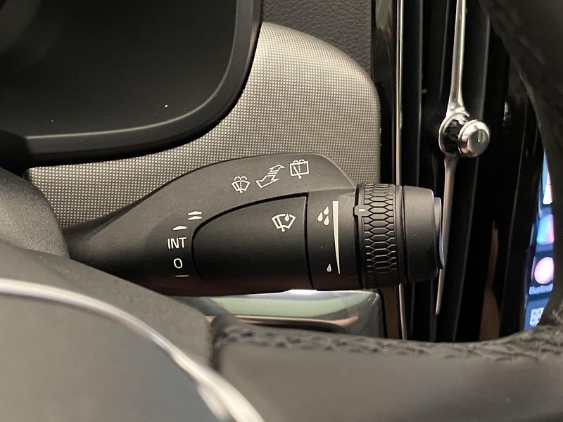 Volvo V90 T6 AWD RECHARGE DARK PLUS AUT - fotka 23 z 62