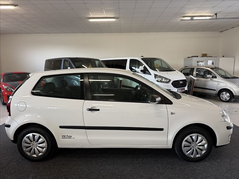 Volkswagen Polo 1,2 i klima,2x kola,nová STK - fotka 4 z 24