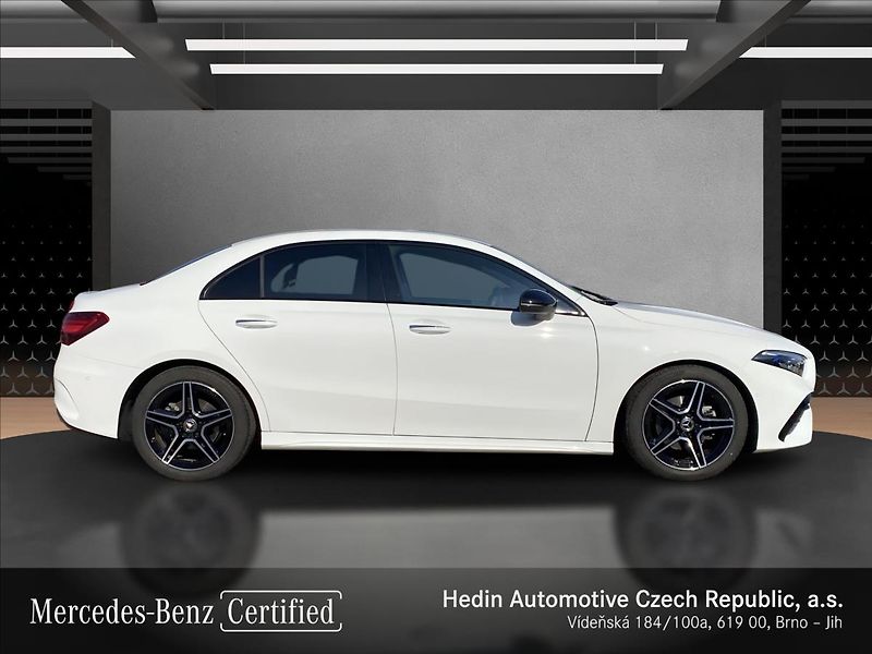 Mercedes-Benz Třídy A A 200 AMG sedan - fotka 6 z 27